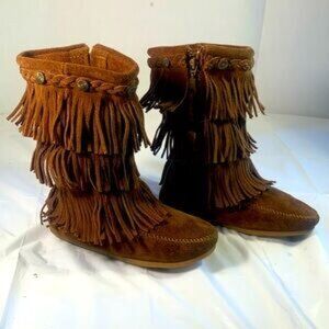 Minnetonka Brown Suede Girls Triple Layer Fringe Side Zip Calf High Boots
